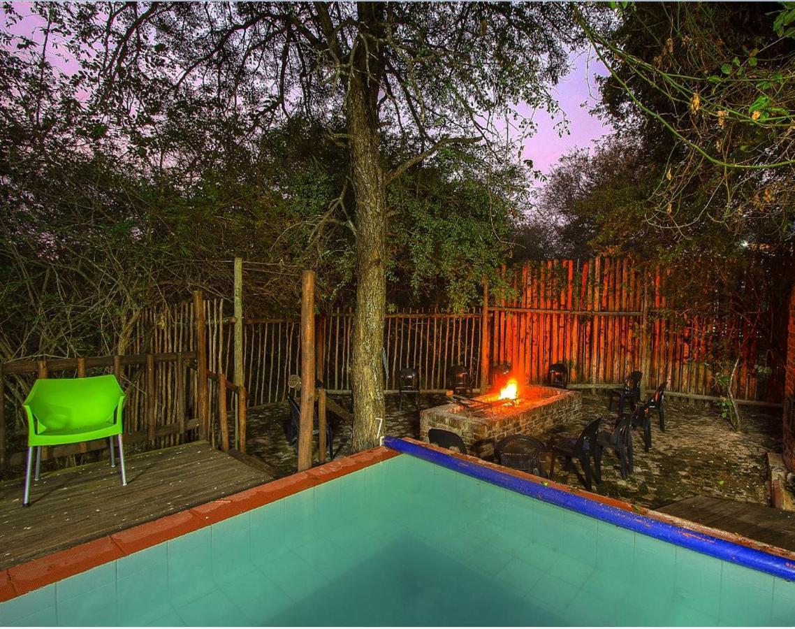 Kruger Wild Dog Inn Marloth Park Exterior foto
