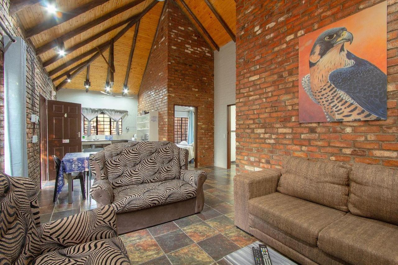 Kruger Wild Dog Inn Marloth Park Exterior foto
